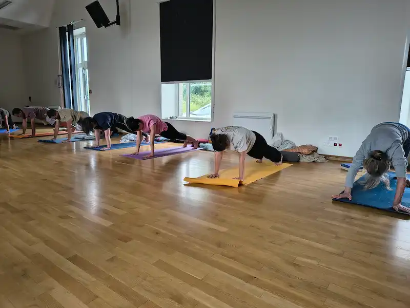 Salle de cours de yoga, salle Gilet à Saint-Suliac.